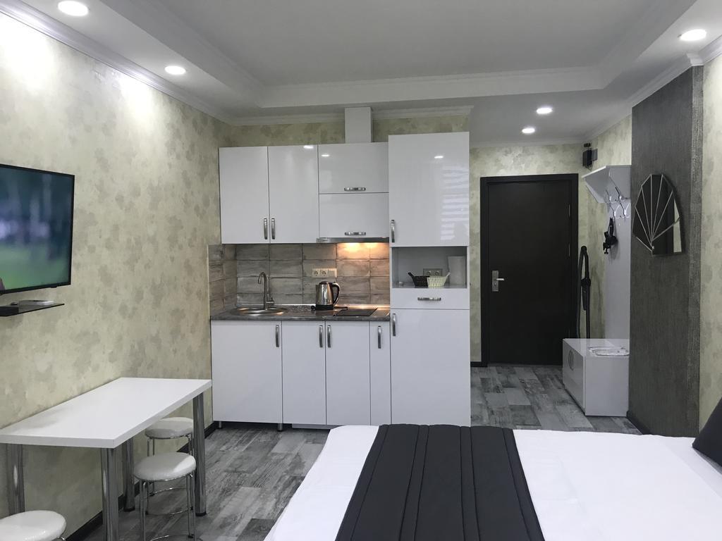 Ferienwohnung Selfie Batumi Exterior foto